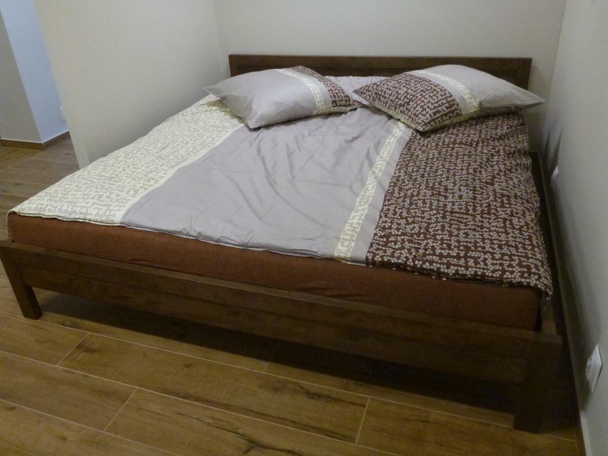 Apartament Na Brodatego Wroclaw Luaran gambar
